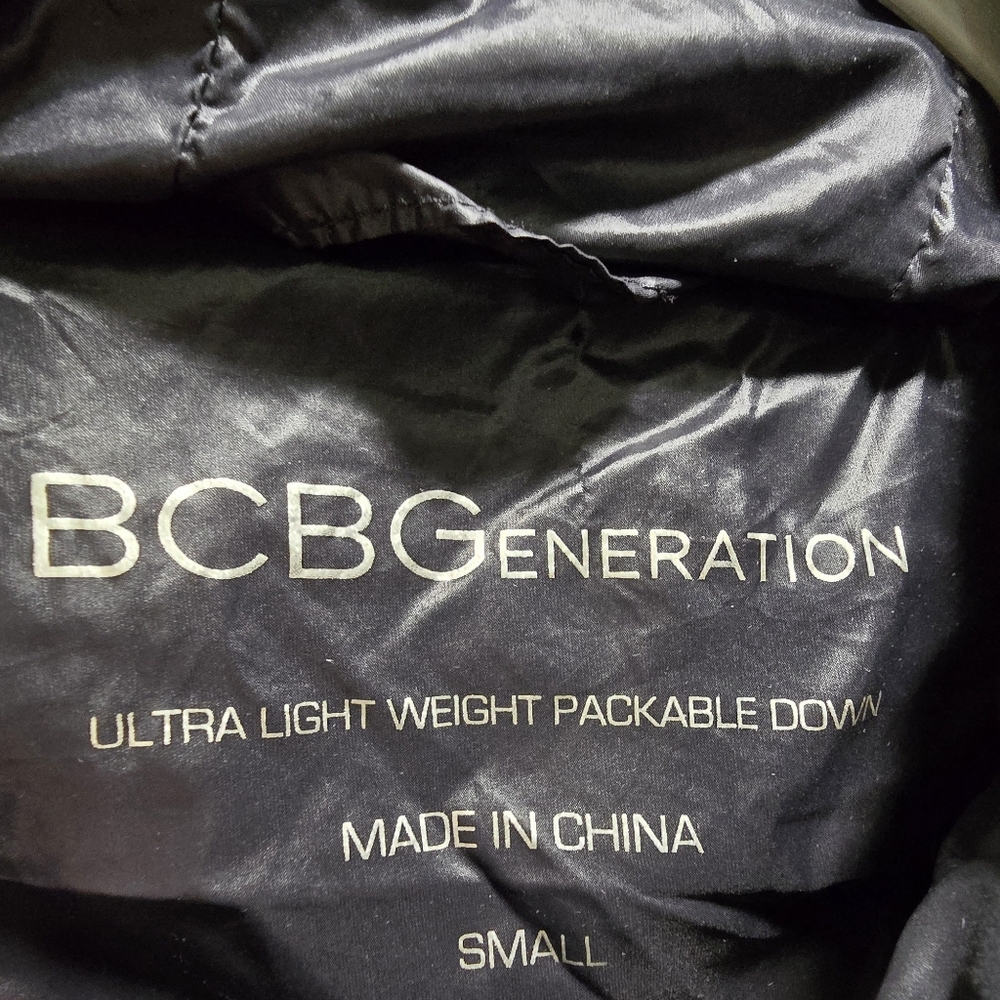 Bcbgeneration Ultralight Packable Olive Jacket Sm… - image 3